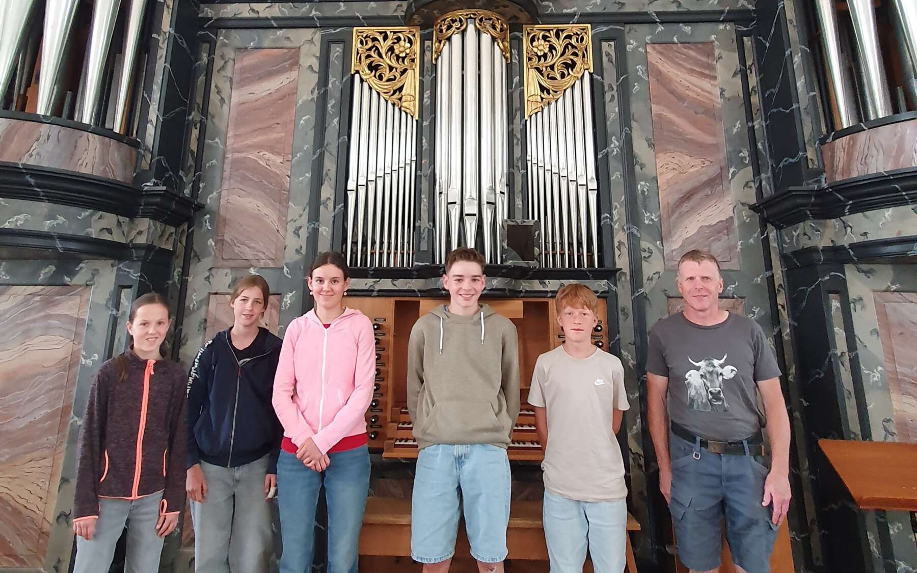 20260605 Orgelklasse von Priska Zettel vor der Metzler Orgel in Malters