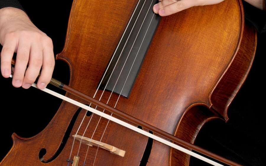 Cello Haende 2