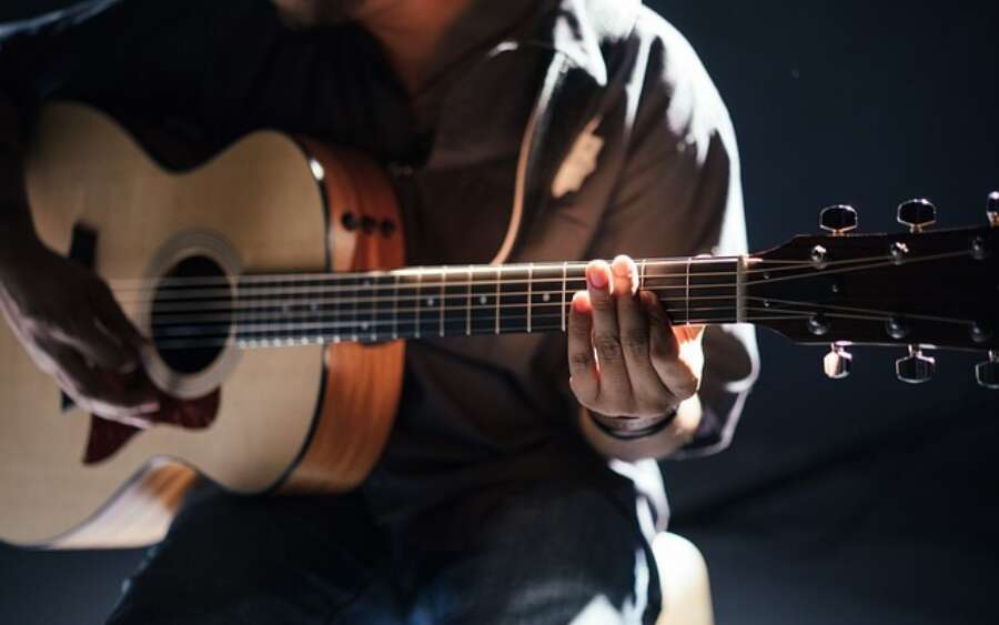 Gitarre Haende